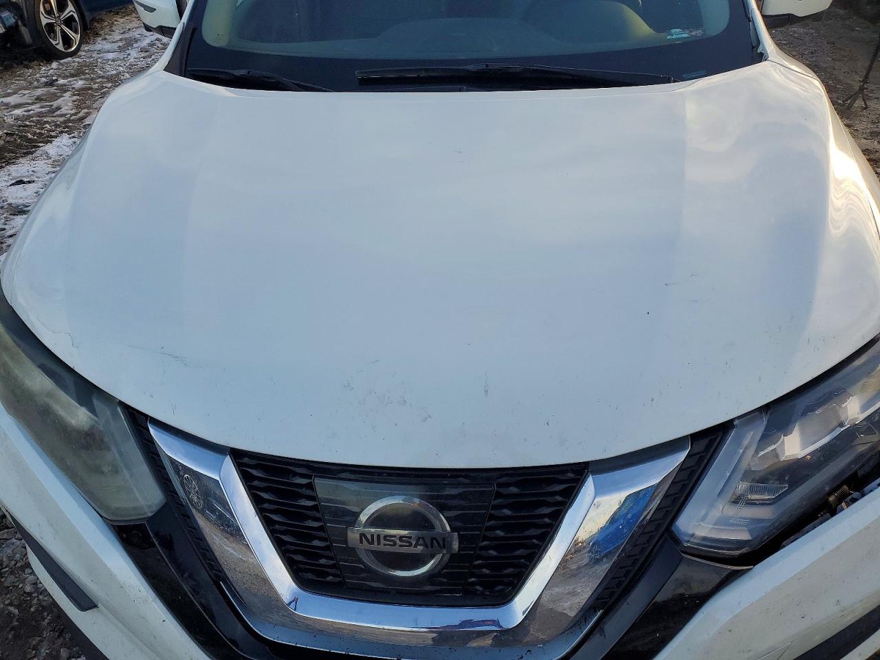 2017 NISSAN ROGUE SV photo 12