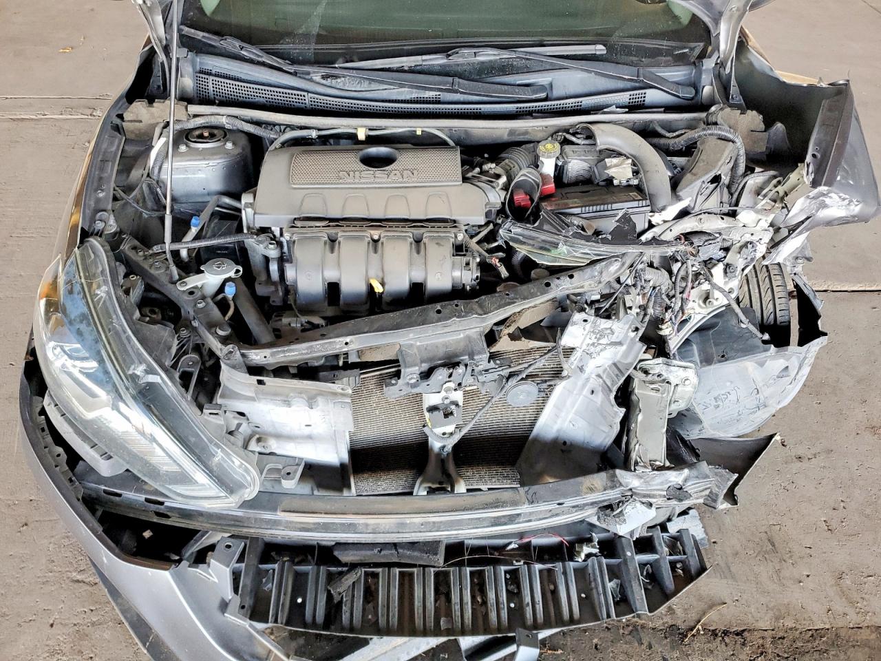 2016 NISSAN SENTRA SR photo 11