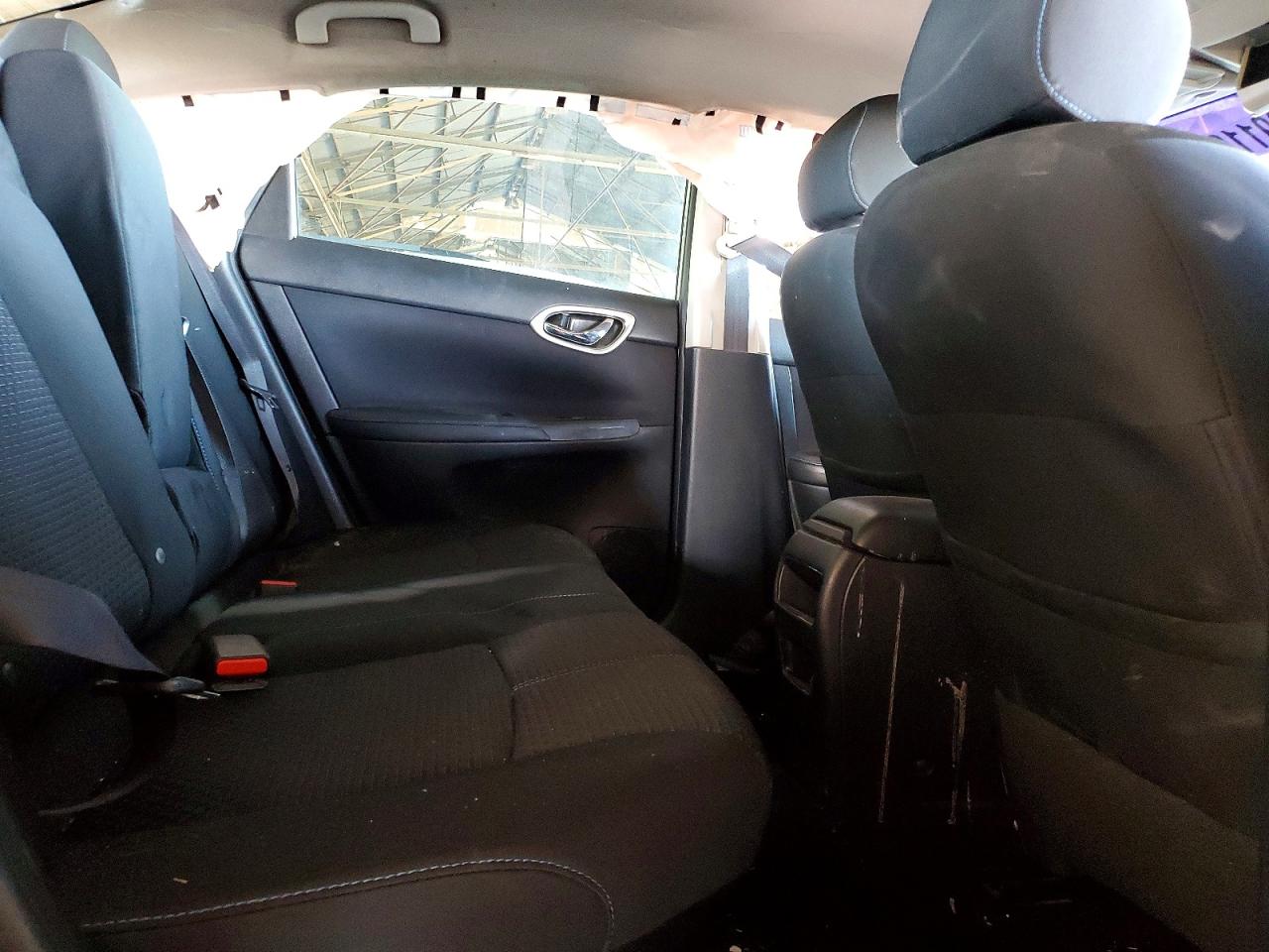 2016 NISSAN SENTRA SR photo 10