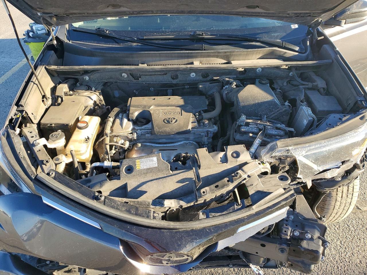 2016 TOYOTA RAV4 LE photo 12