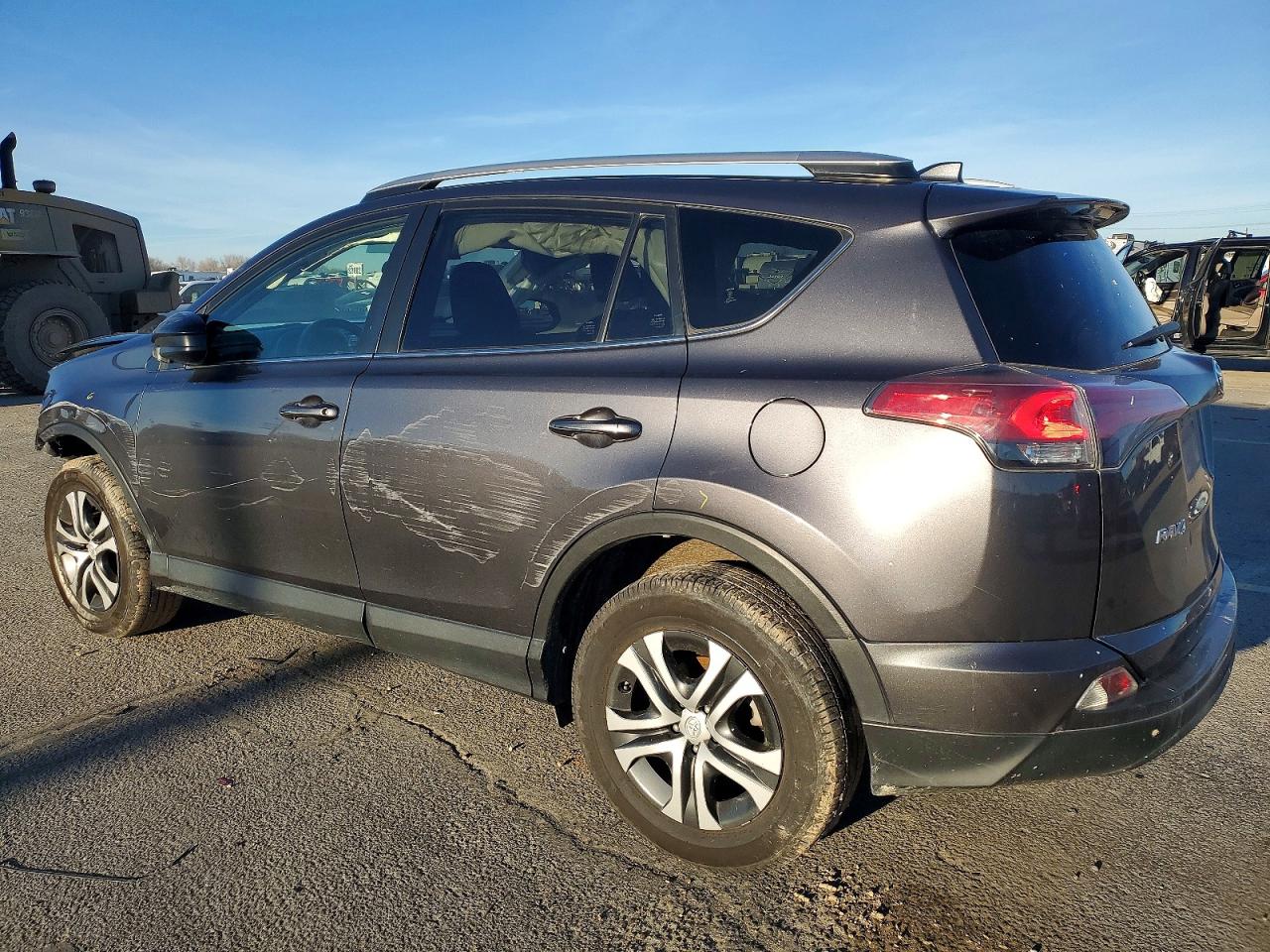 2016 TOYOTA RAV4 LE photo 2