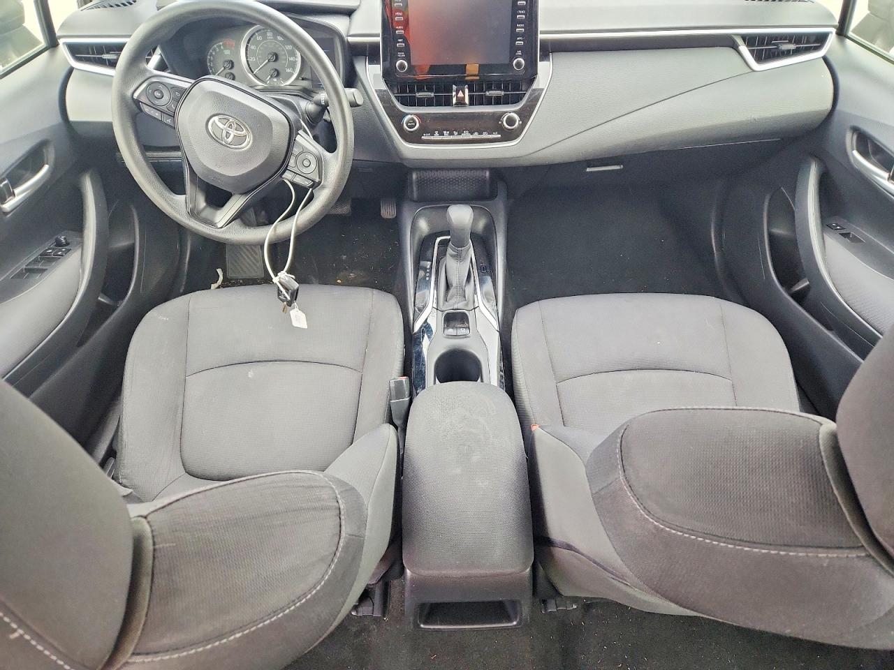 2020 TOYOTA COROLLA LE photo 8