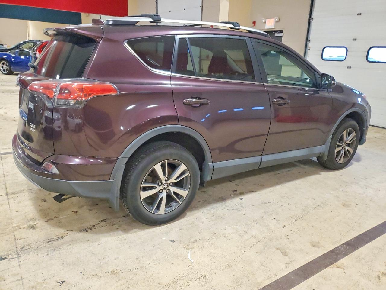 2018 TOYOTA RAV4 ADVENTURE photo 5
