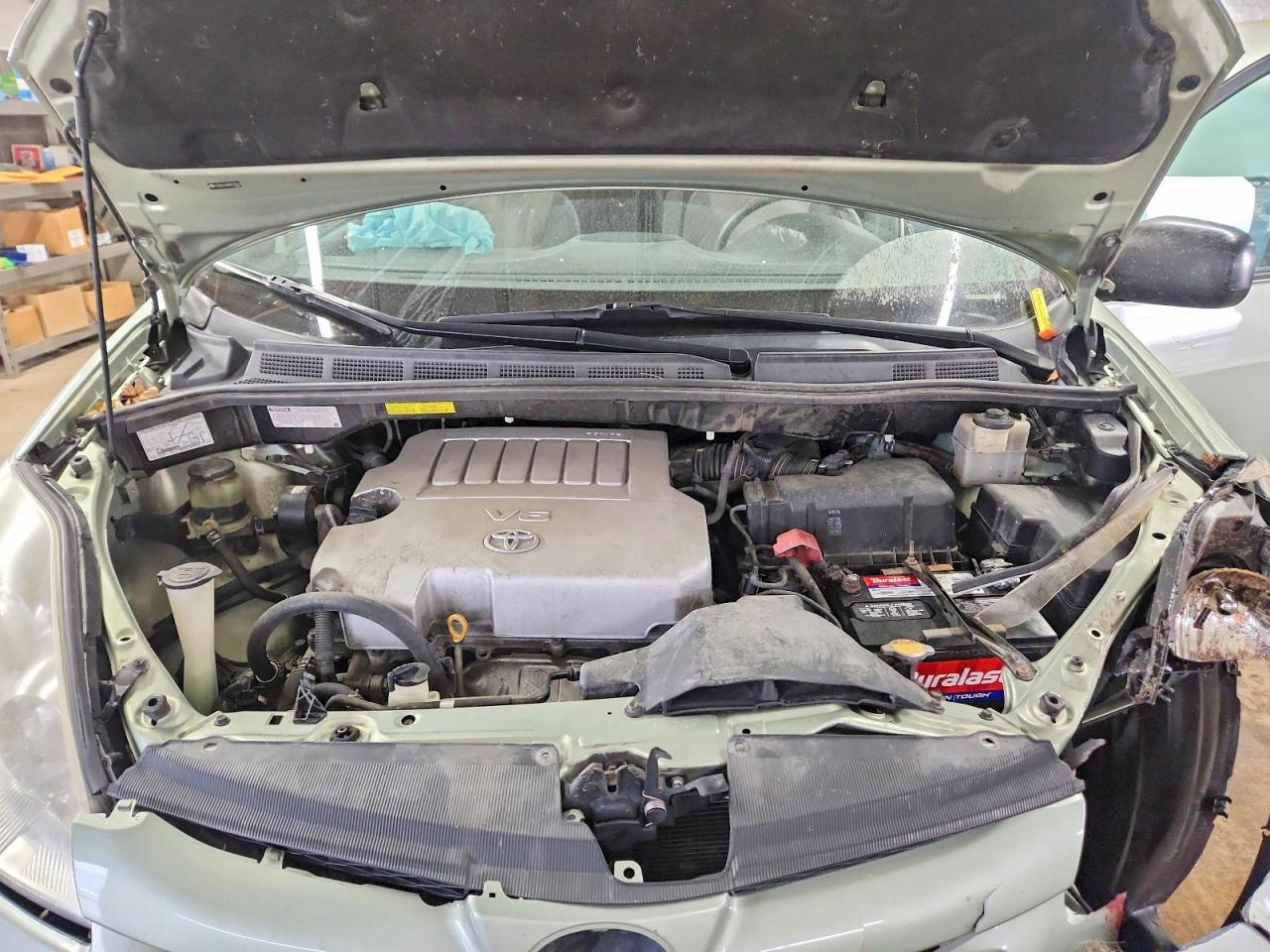 2009 TOYOTA SIENNA CE photo 12
