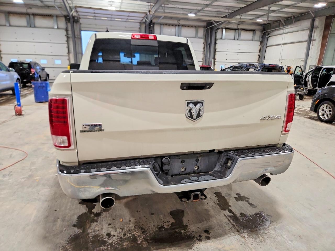 2017 RAM 1500 LARAMIE photo 6