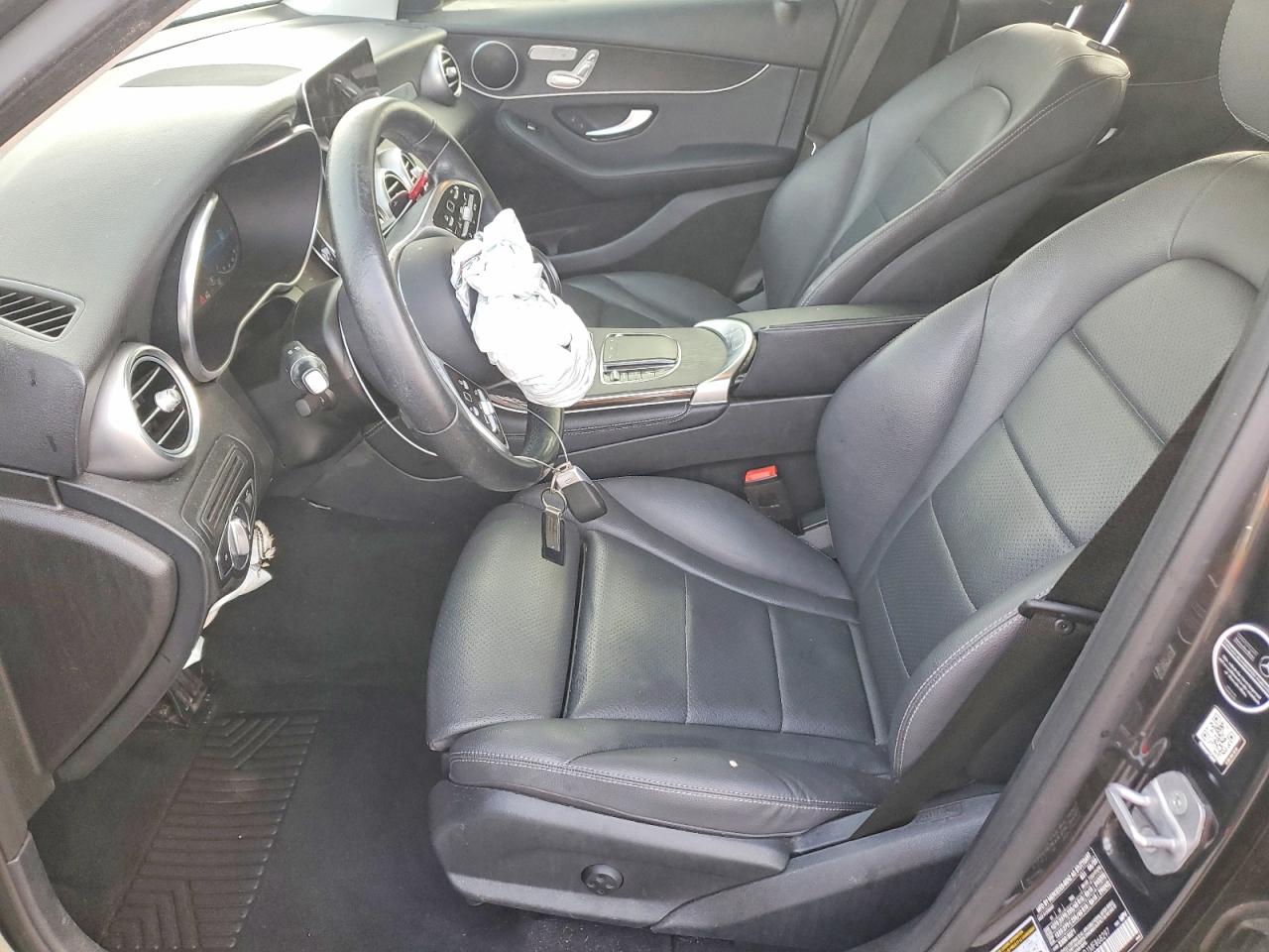 2021 MERCEDES-BENZ GLC 300 photo 13