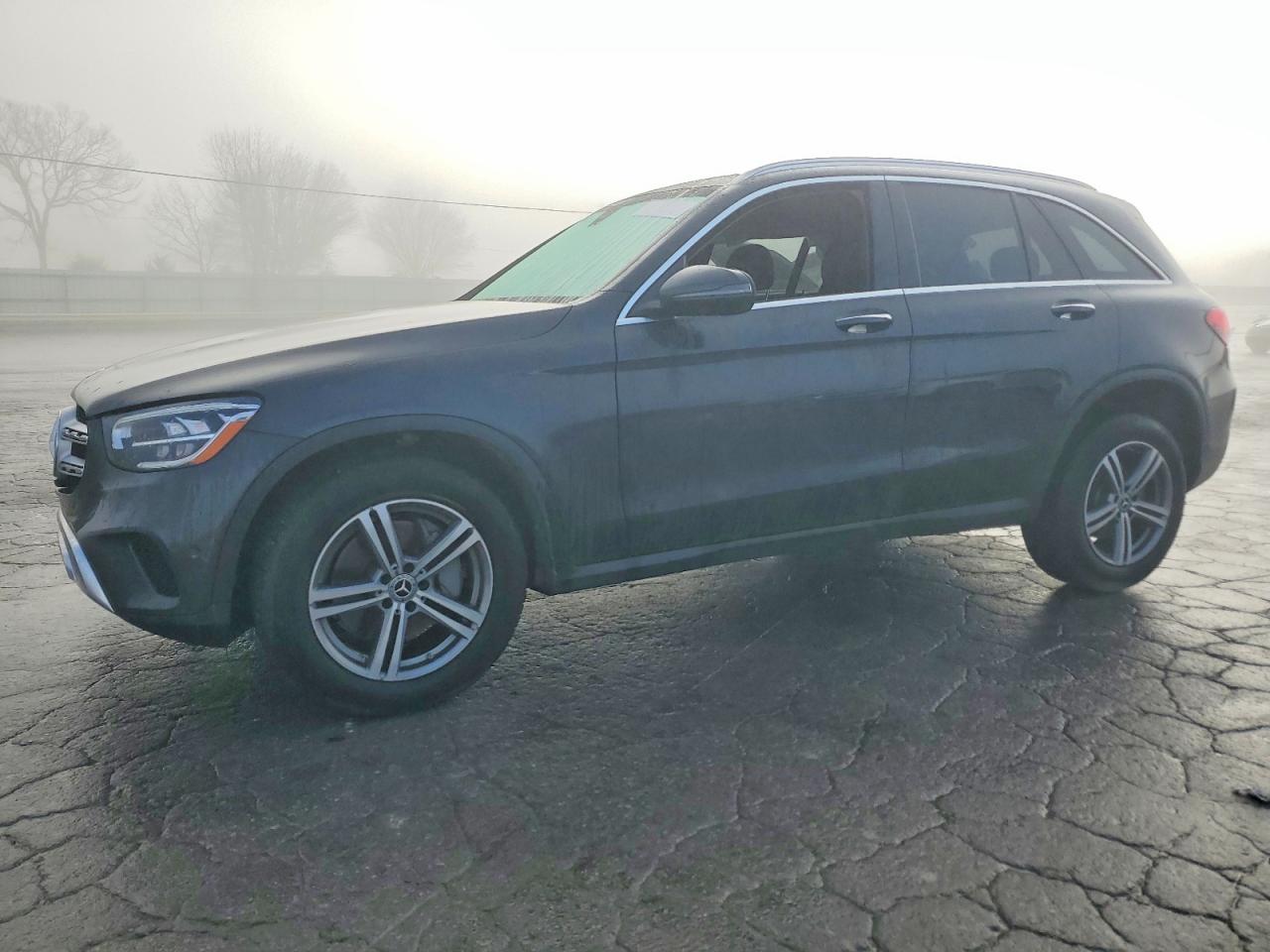 2021 MERCEDES-BENZ GLC