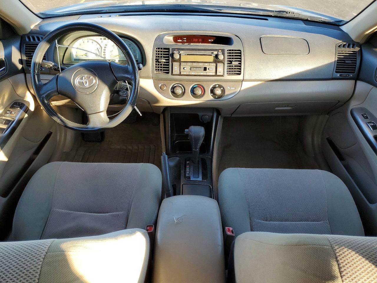 2003 TOYOTA CAMRY LE photo 8