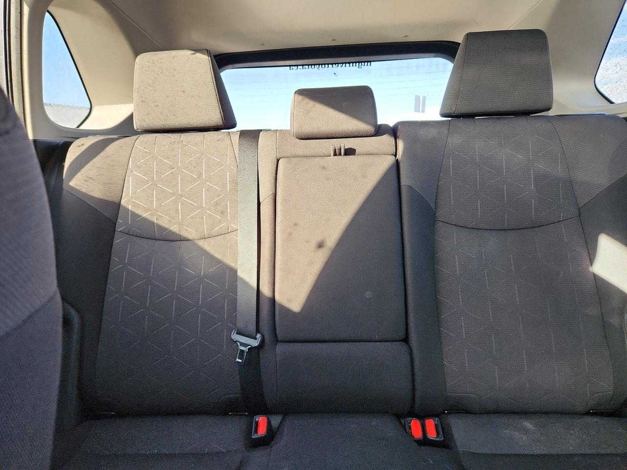 2019 TOYOTA RAV4 XLE photo 10