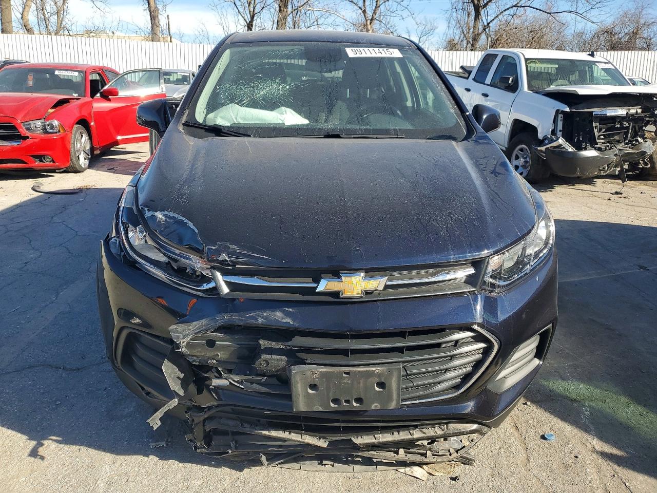 2022 CHEVROLET TRAX LS photo 5