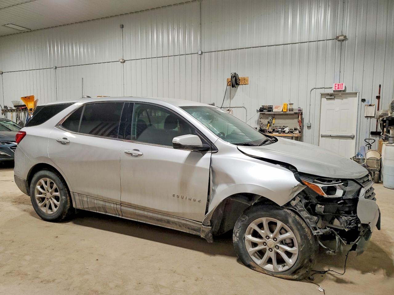 2018 CHEVROLET EQUINOX LT photo 4