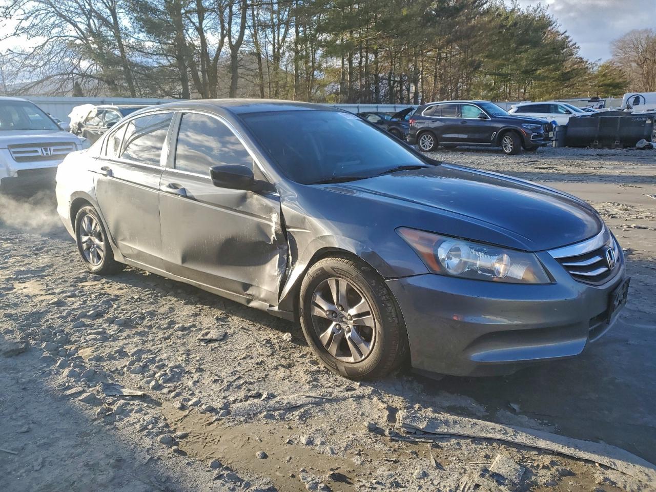 2011 HONDA ACCORD LXP photo 4
