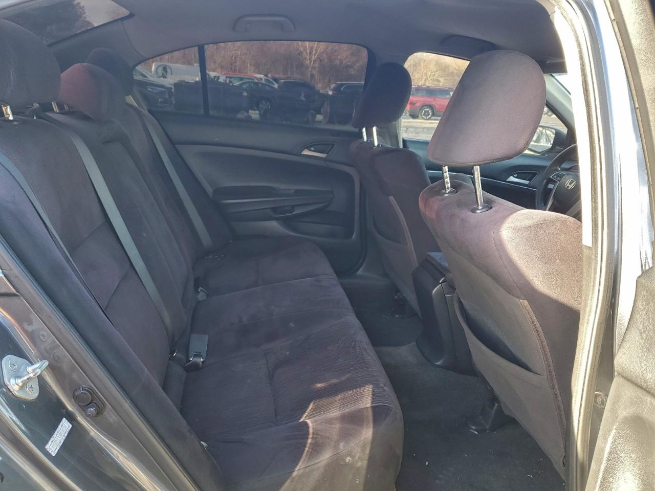 2011 HONDA ACCORD LXP photo 10