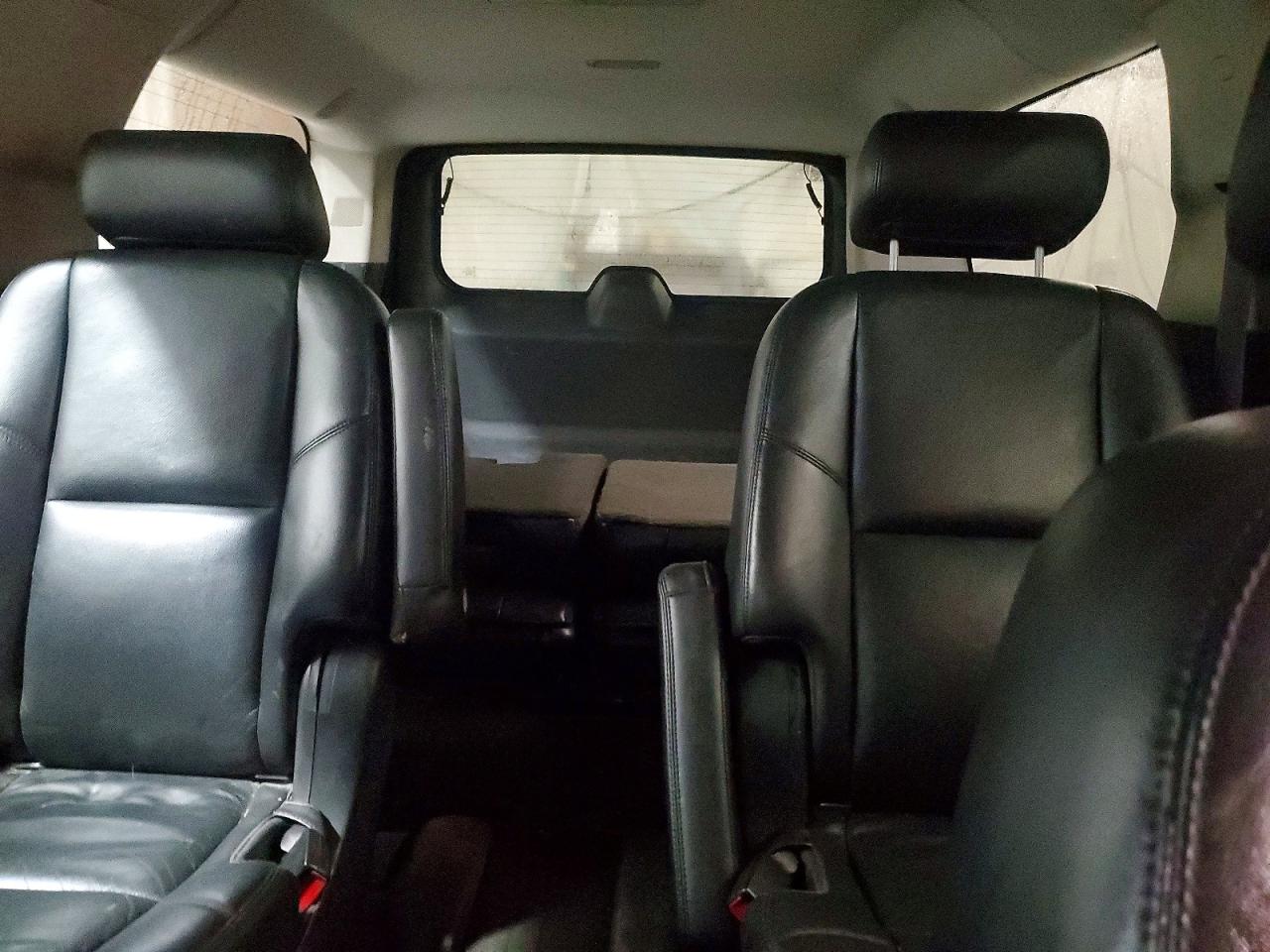 2010 CHEVROLET SUBURBAN K1500 LTZ photo 10