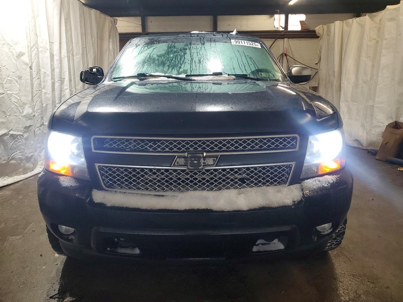 2010 CHEVROLET SUBURBAN K1500 LTZ photo 5