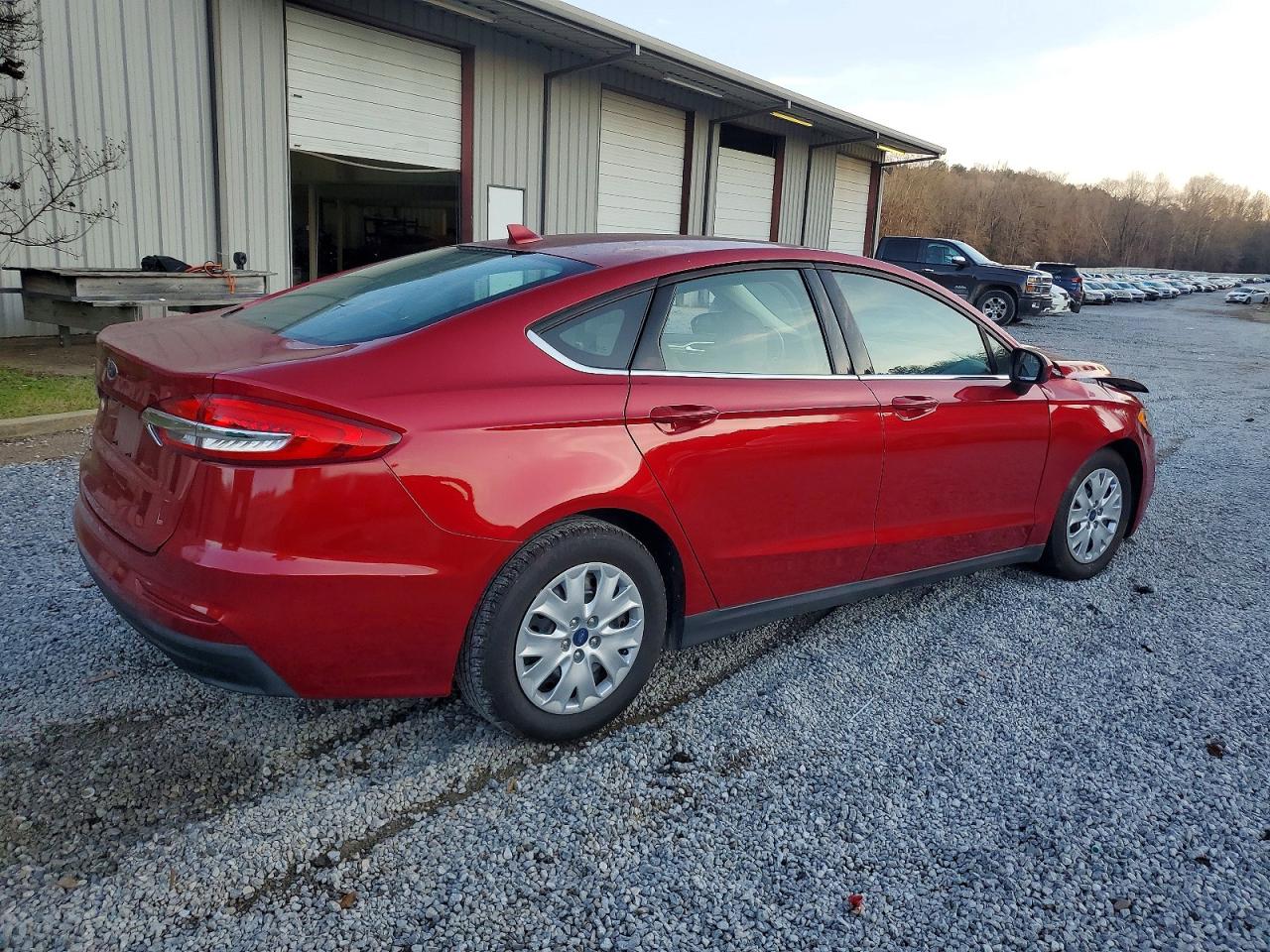 2020 FORD FUSION S photo 3