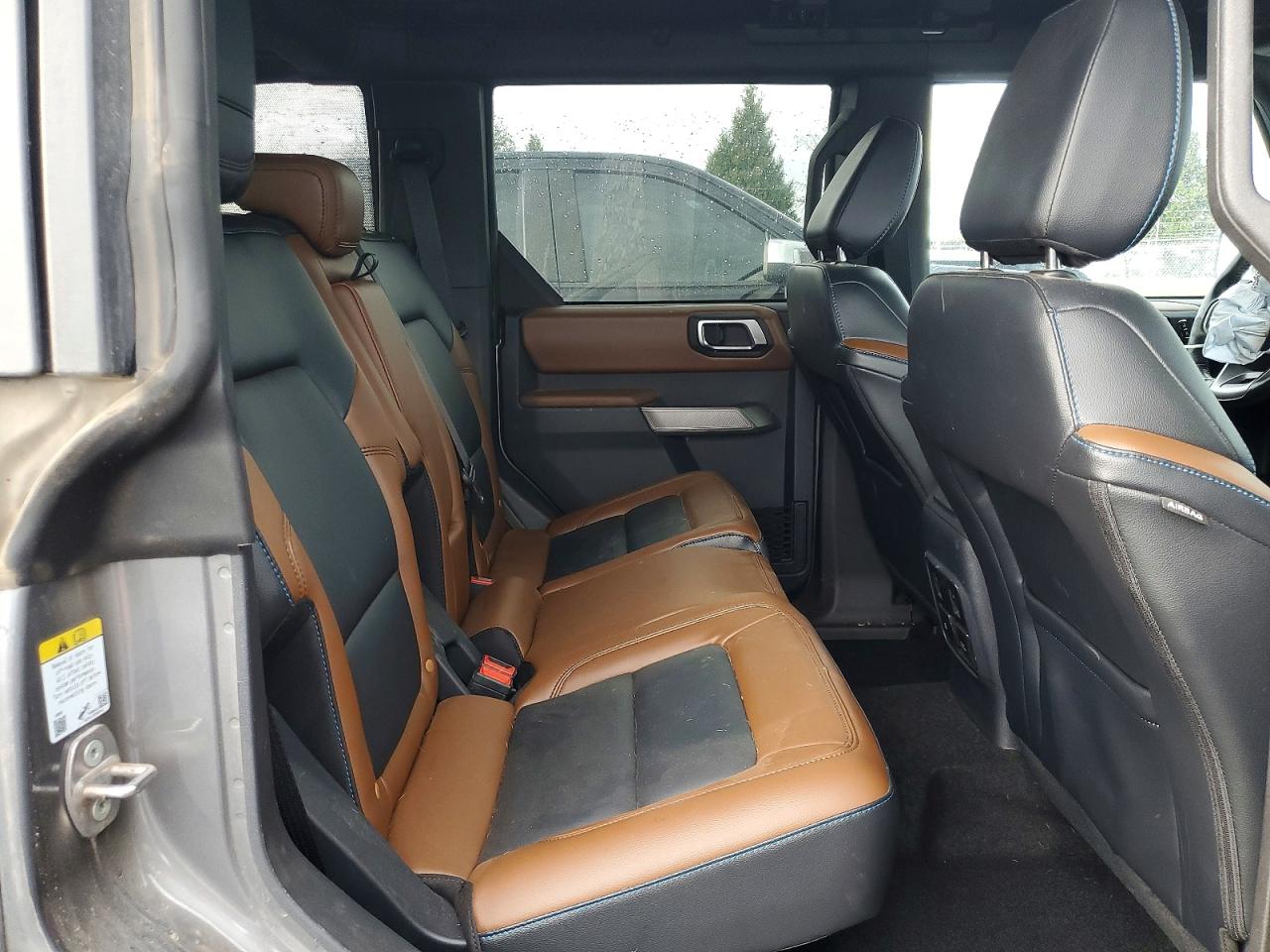 2023 FORD BRONCO BASE photo 11