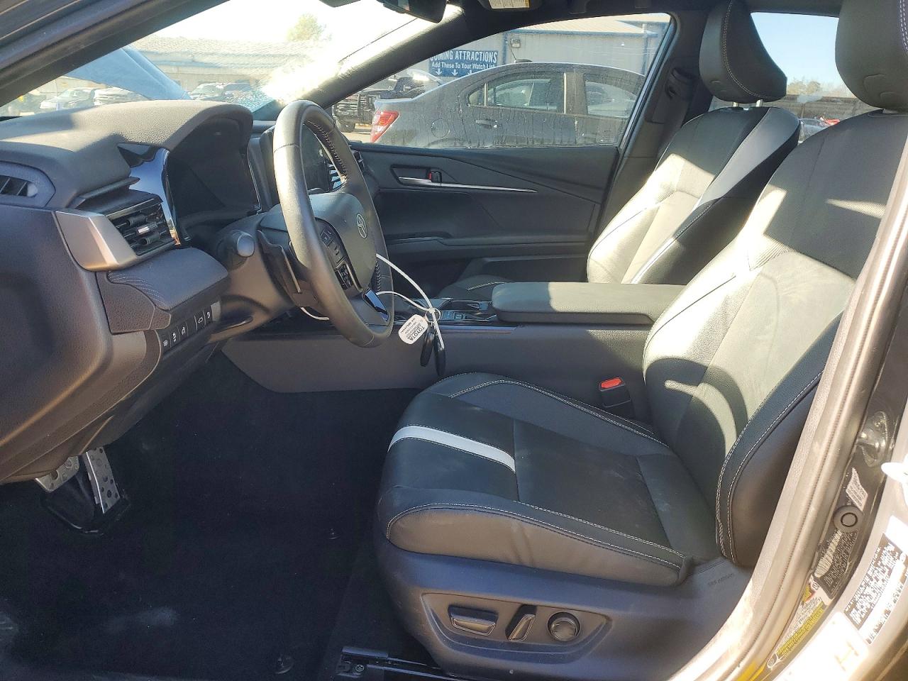 2025 TOYOTA CAMRY XSE photo 7