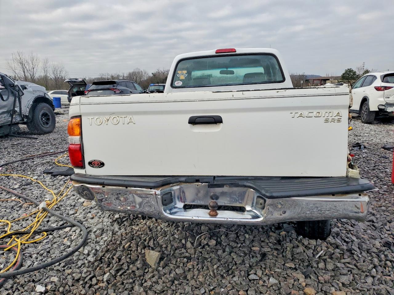 2004 TOYOTA TACOMA XTRACAB photo 11
