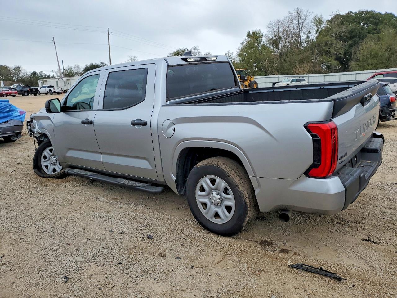 2024 TOYOTA TUNDRA CREWMAX SR photo 2