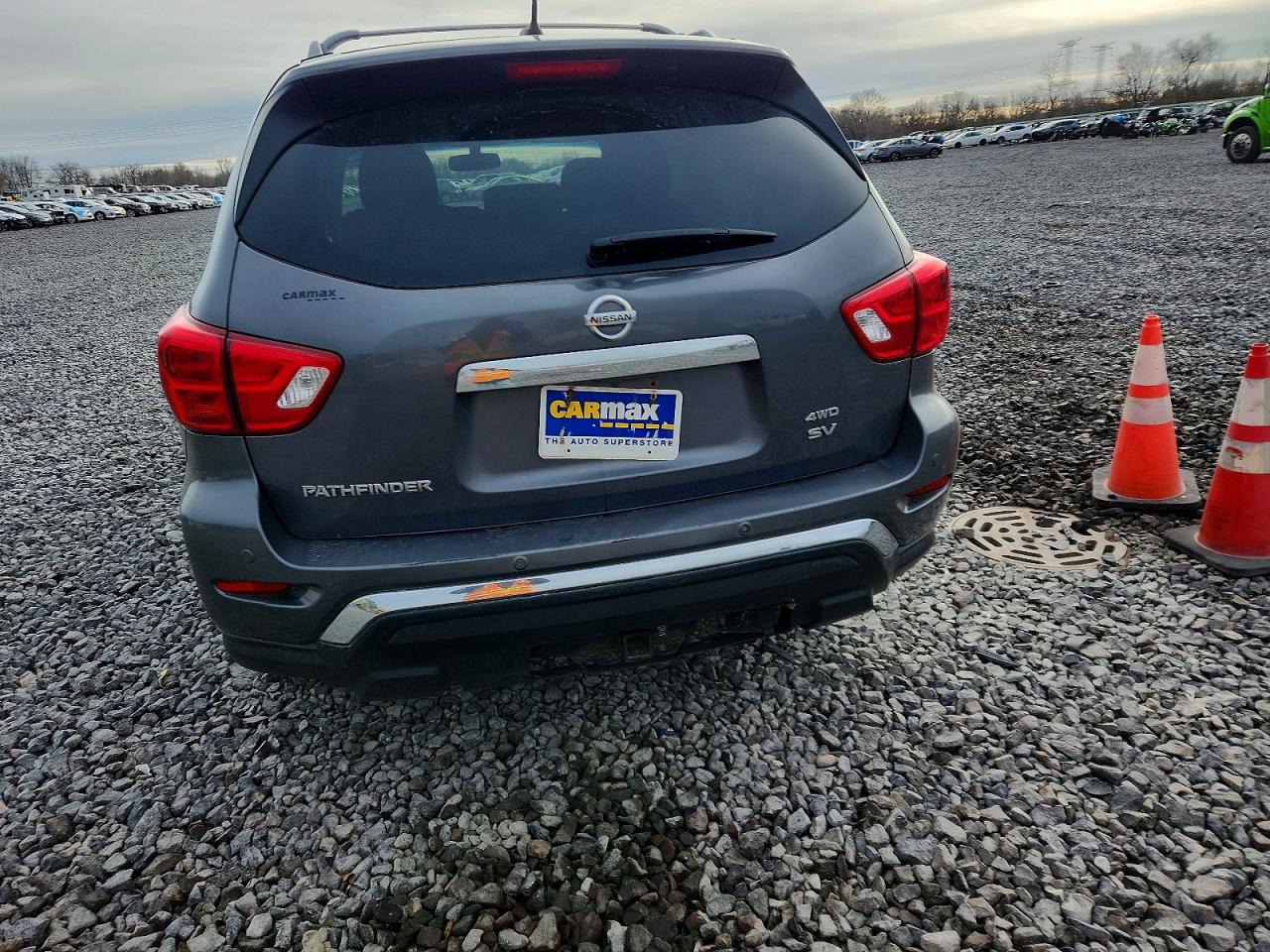 2017 NISSAN PATHFINDER S photo 16