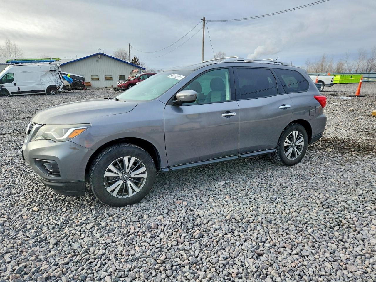 2017 NISSAN PATHFINDER