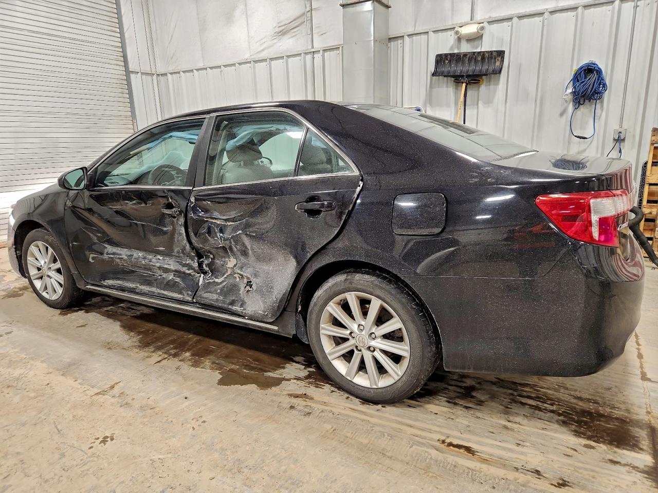 2012 TOYOTA CAMRY BASE photo 4