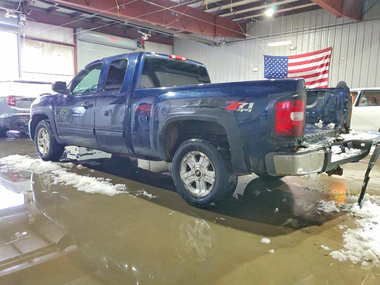 2010 CHEVROLET SILVERADO K1500 LTZ photo 2