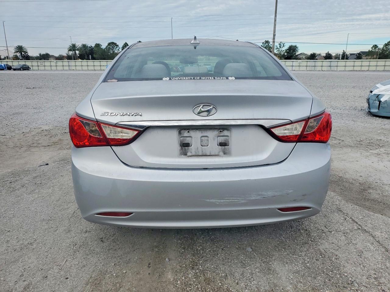 2012 HYUNDAI SONATA GLS photo 6