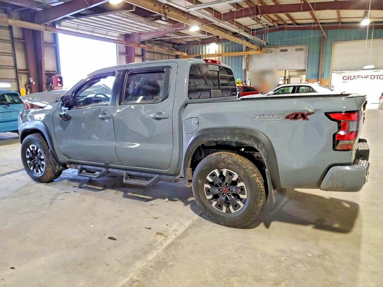 2024 NISSAN FRONTIER S photo 2