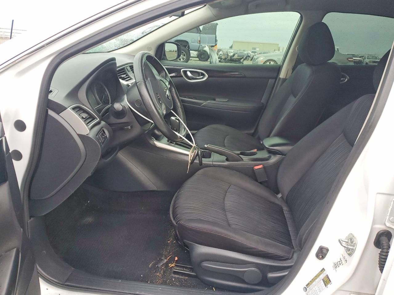 2019 NISSAN SENTRA S photo 7
