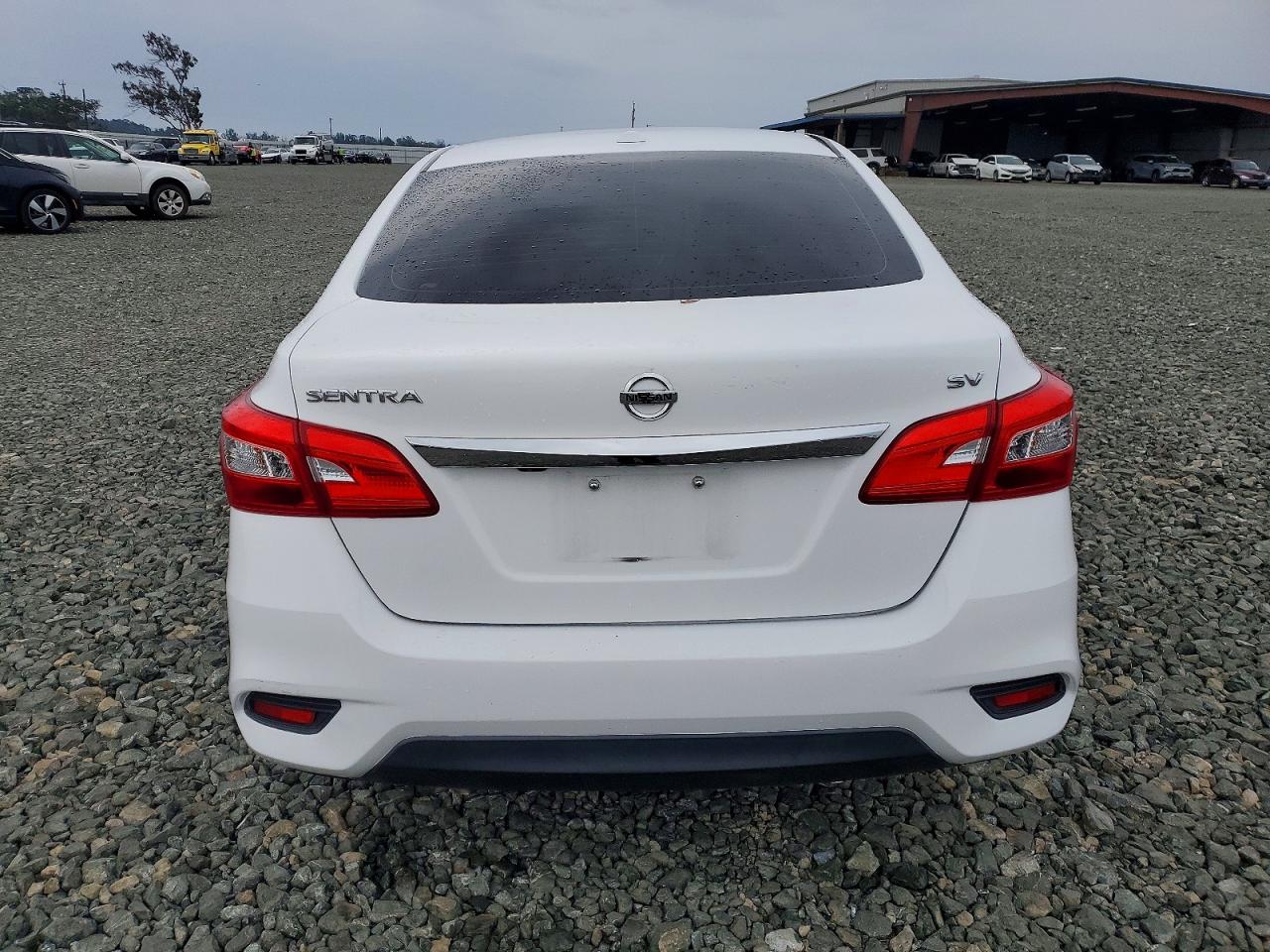 2019 NISSAN SENTRA S photo 6