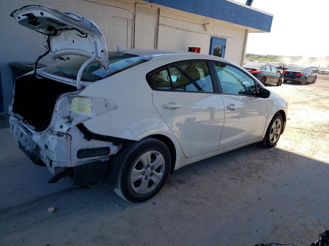 2017 KIA FORTE LX photo 3