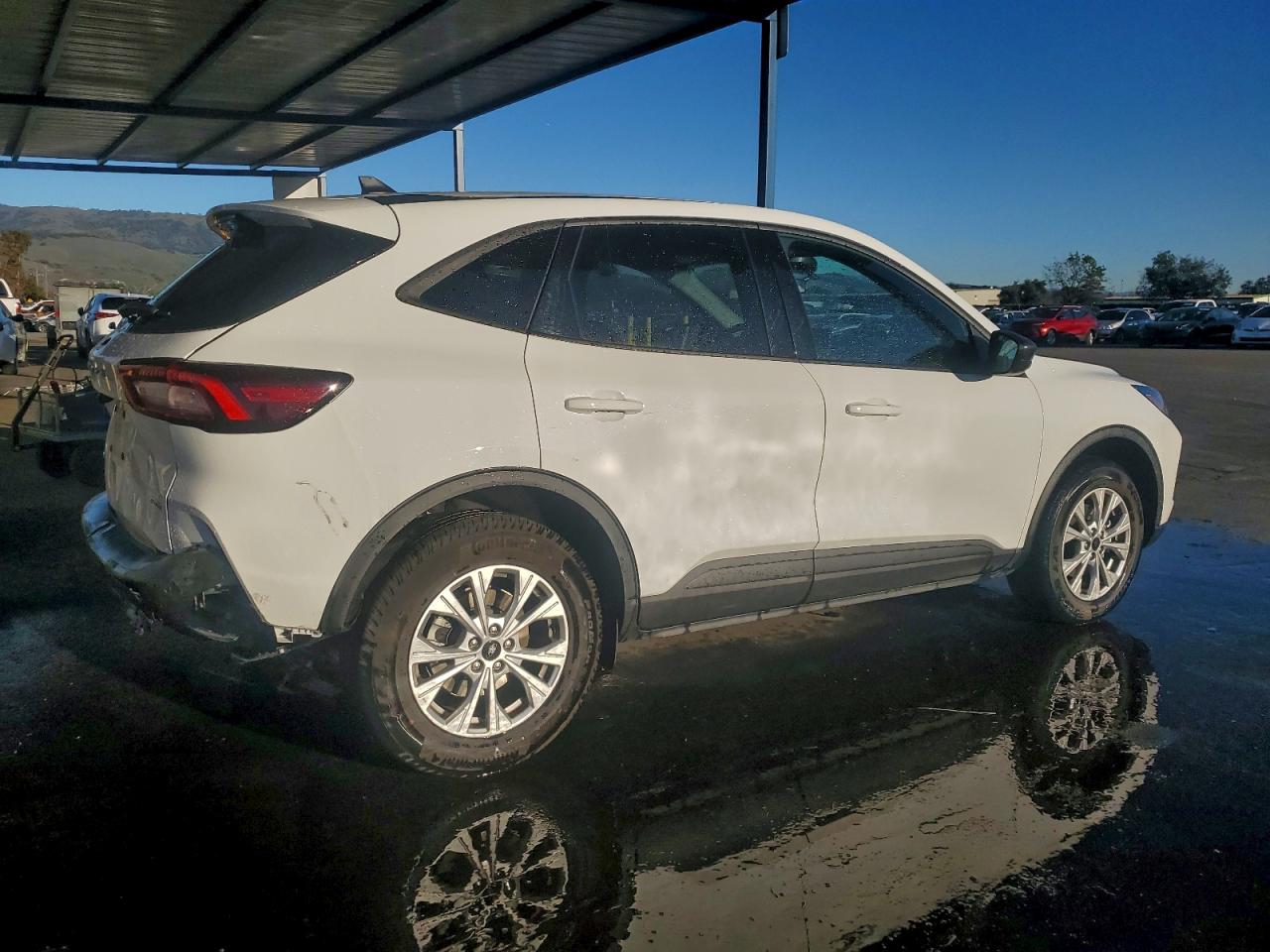 2025 FORD ESCAPE ACTIVE photo 3