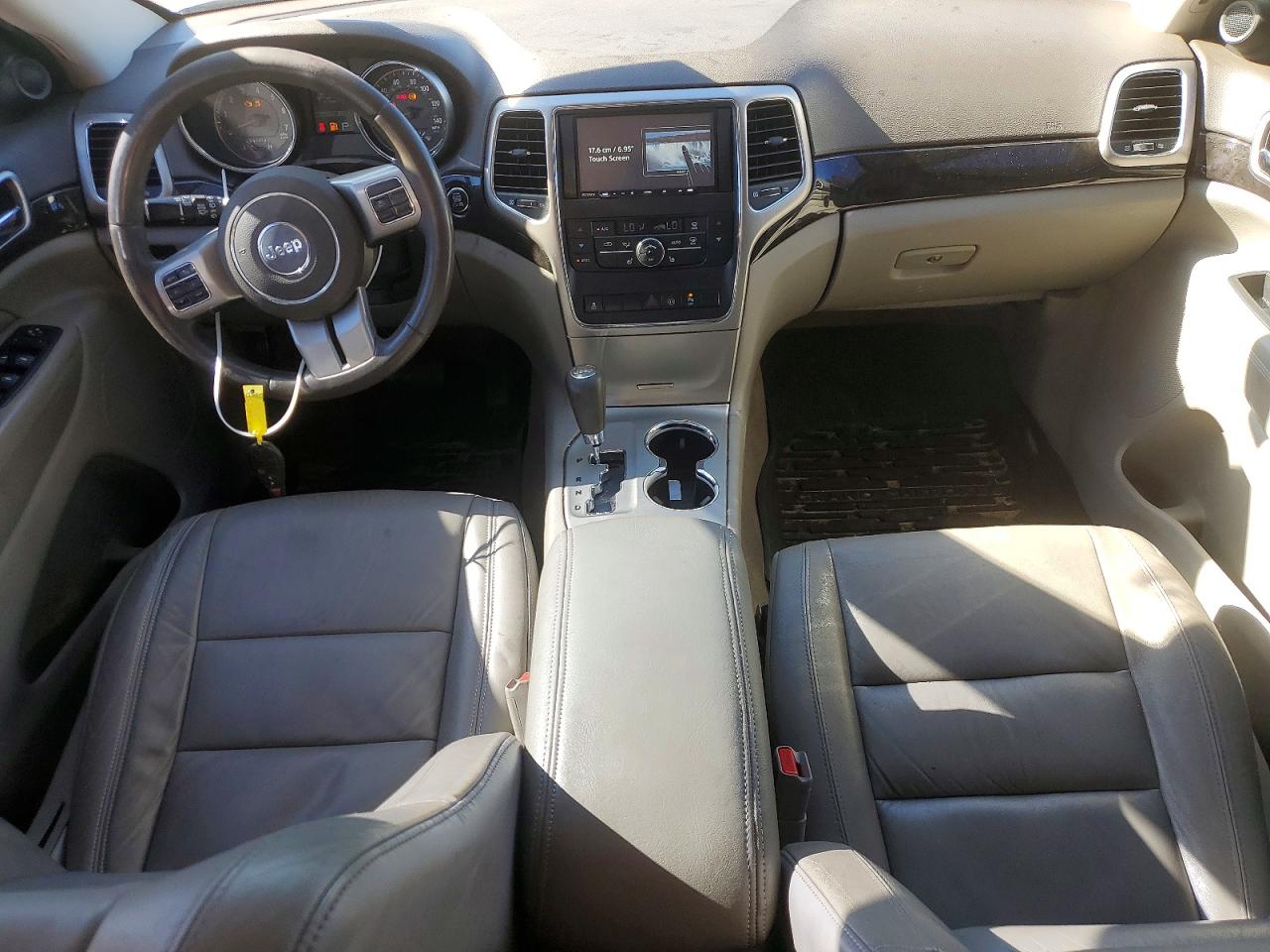 2012 JEEP GRAND CHEROKEE LAREDO photo 15