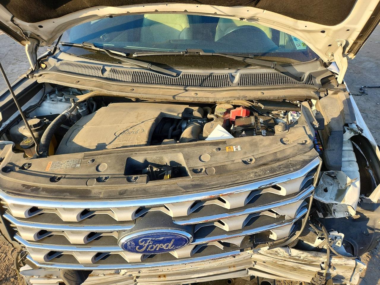 2016 FORD EXPLORER XLT photo 12