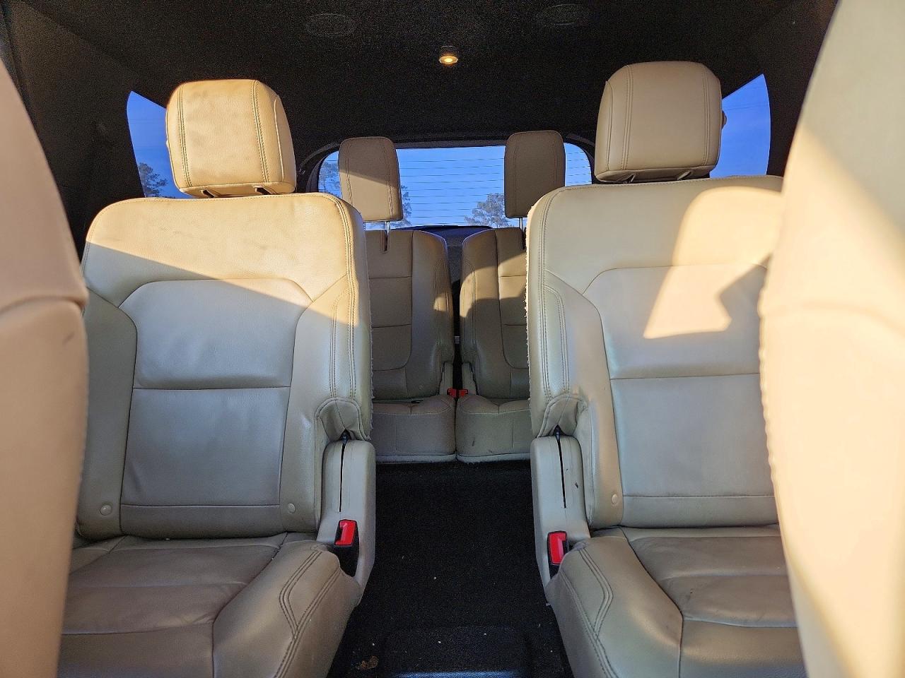 2016 FORD EXPLORER XLT photo 10