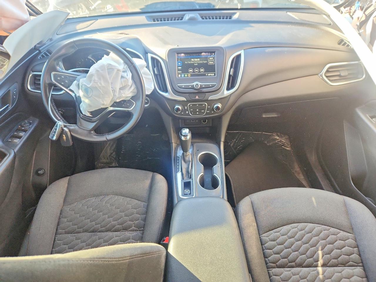 2019 CHEVROLET EQUINOX LT photo 8
