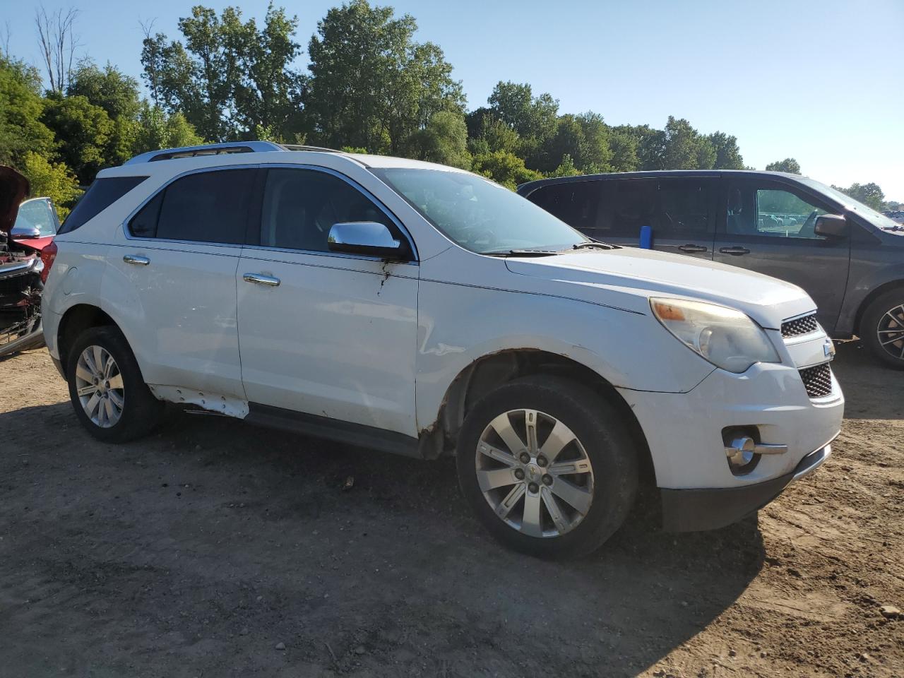 2010 CHEVROLET EQUINOX LTZ photo 4