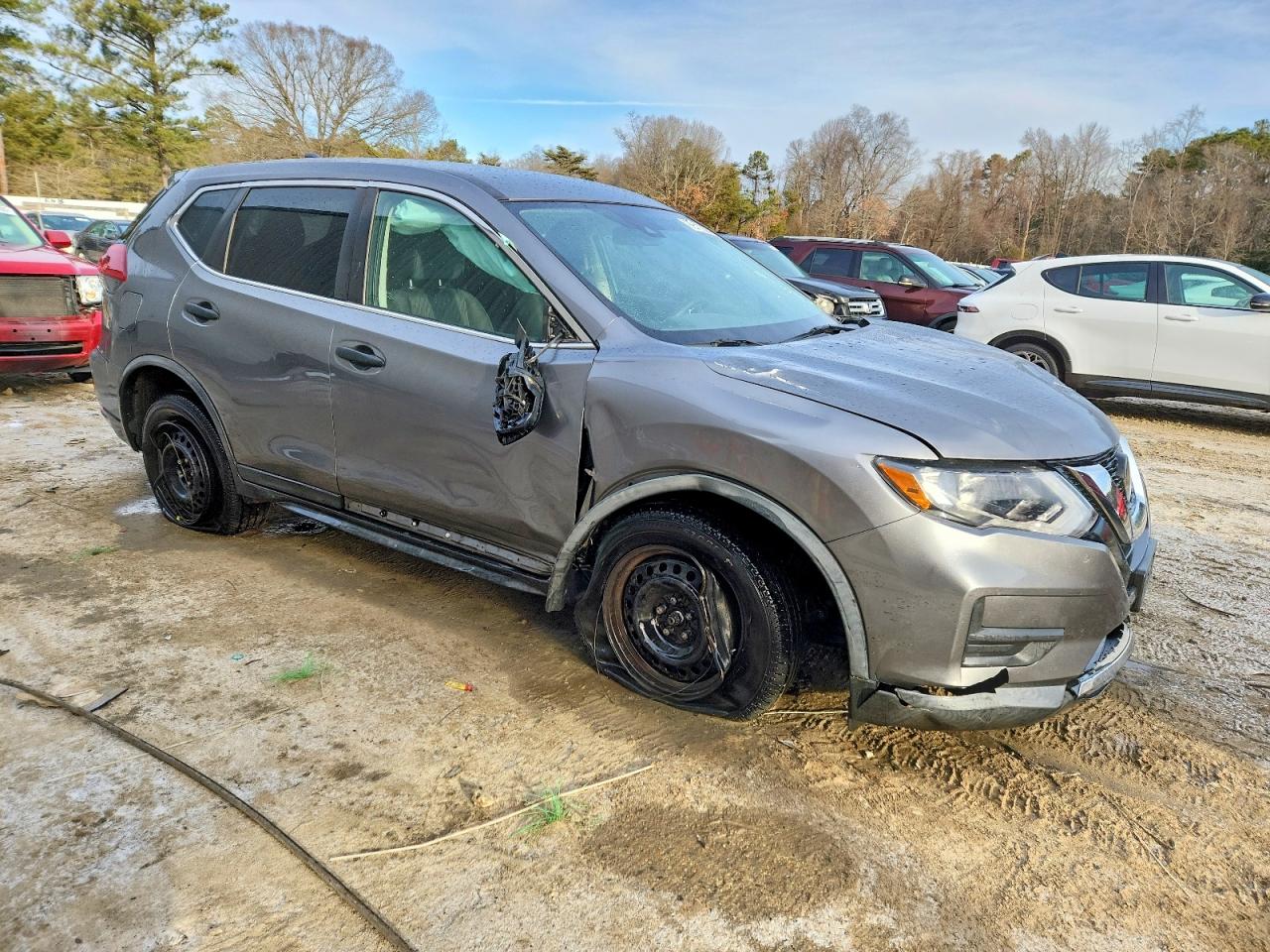 2020 NISSAN ROGUE S photo 4