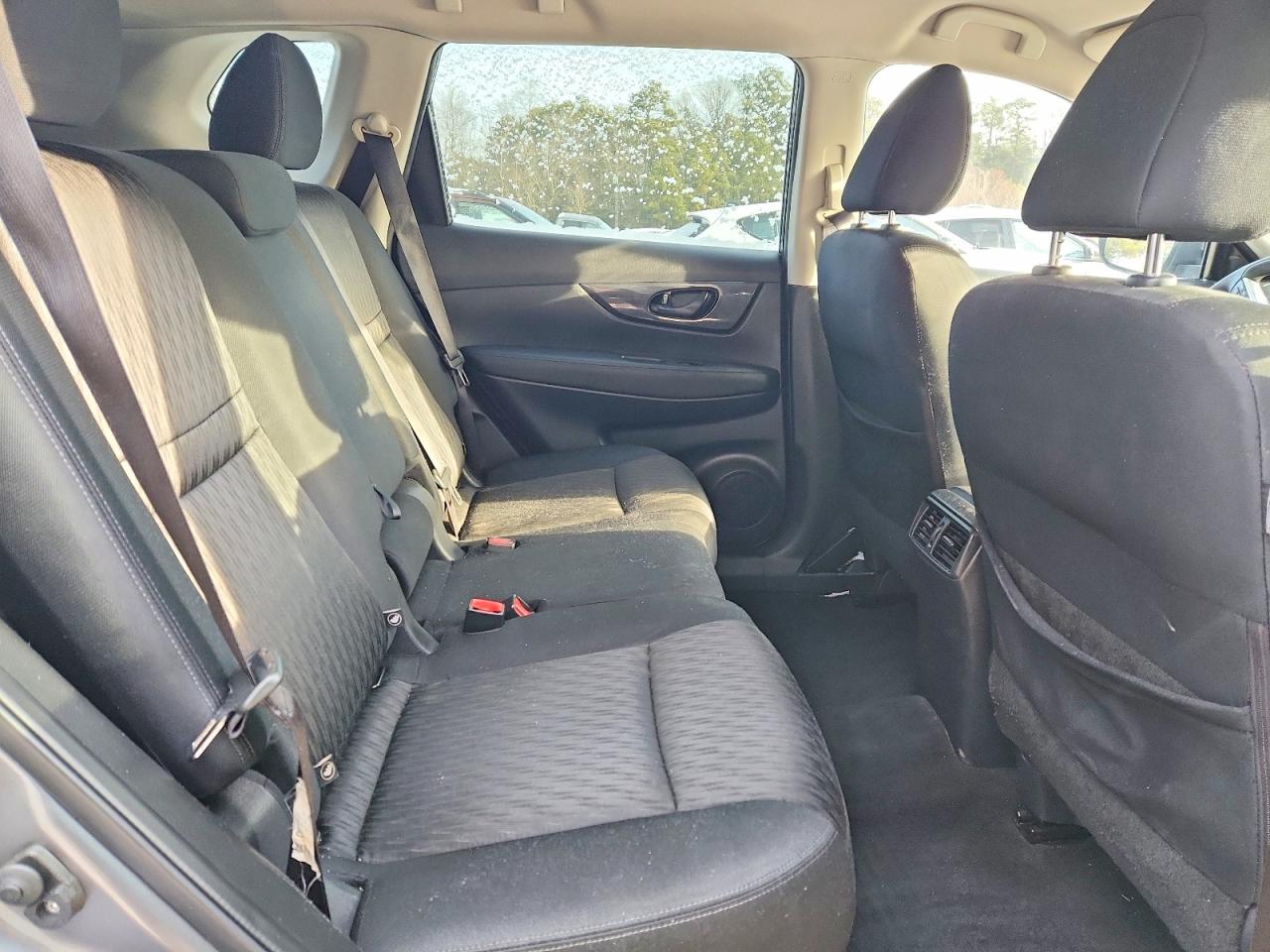 2020 NISSAN ROGUE S photo 11