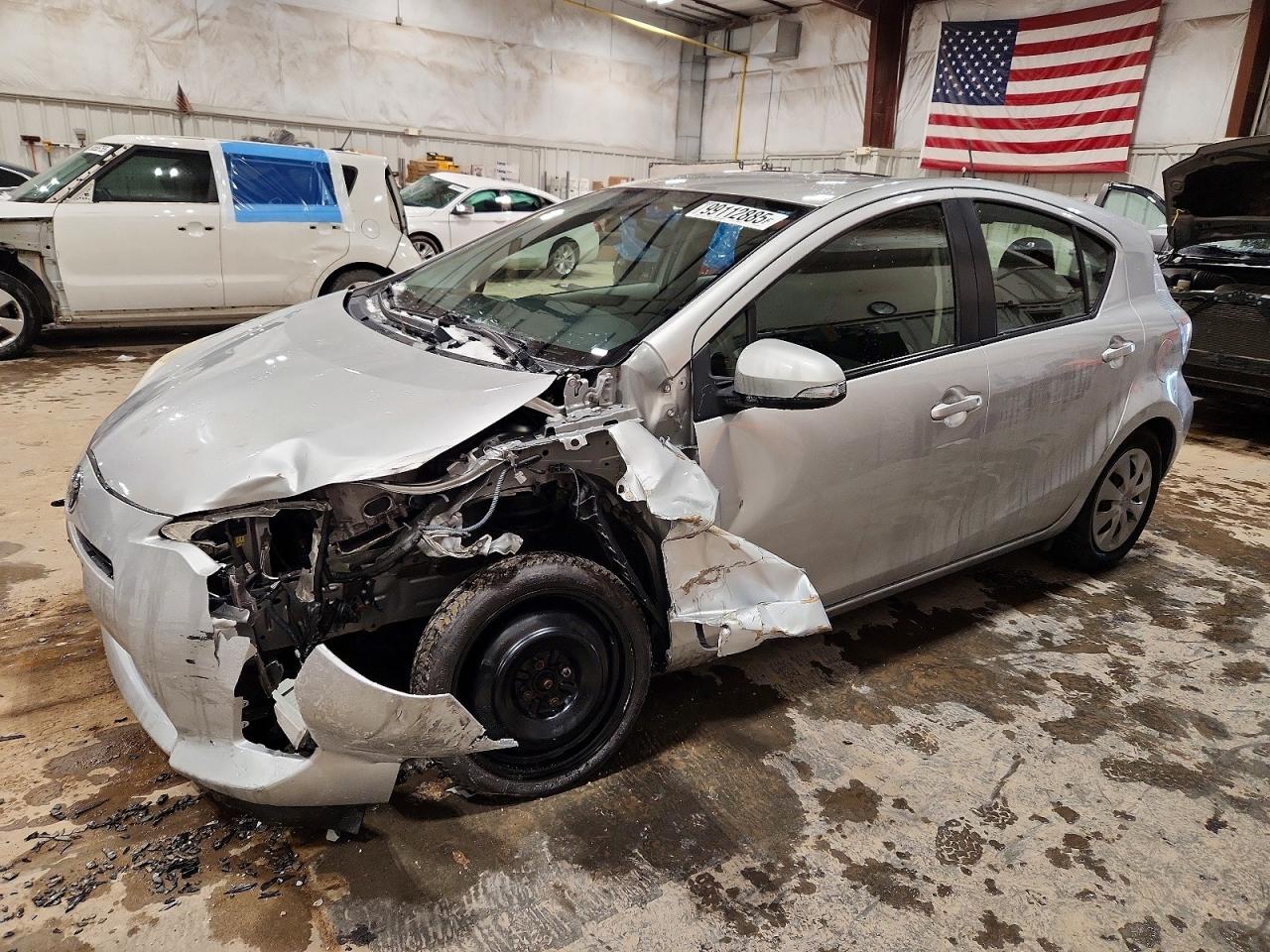 2013 TOYOTA PRIUS C
