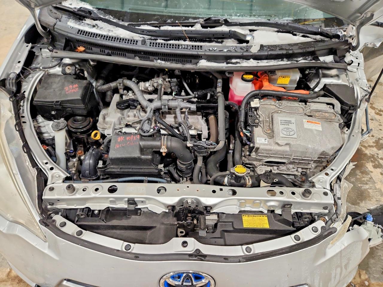 2013 TOYOTA PRIUS C photo 11