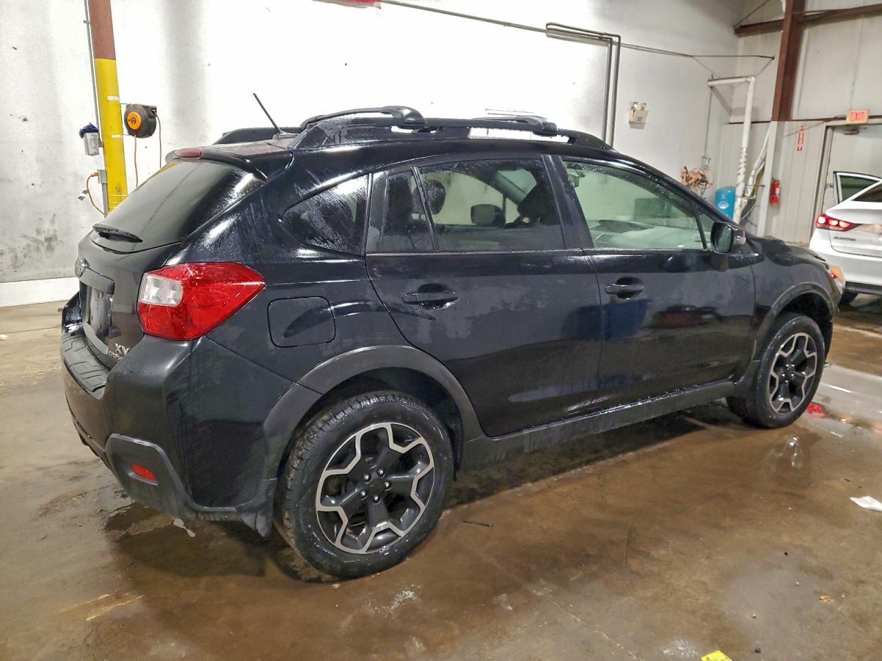 2015 SUBARU XV CROSSTREK 2.0 LIMITED photo 3