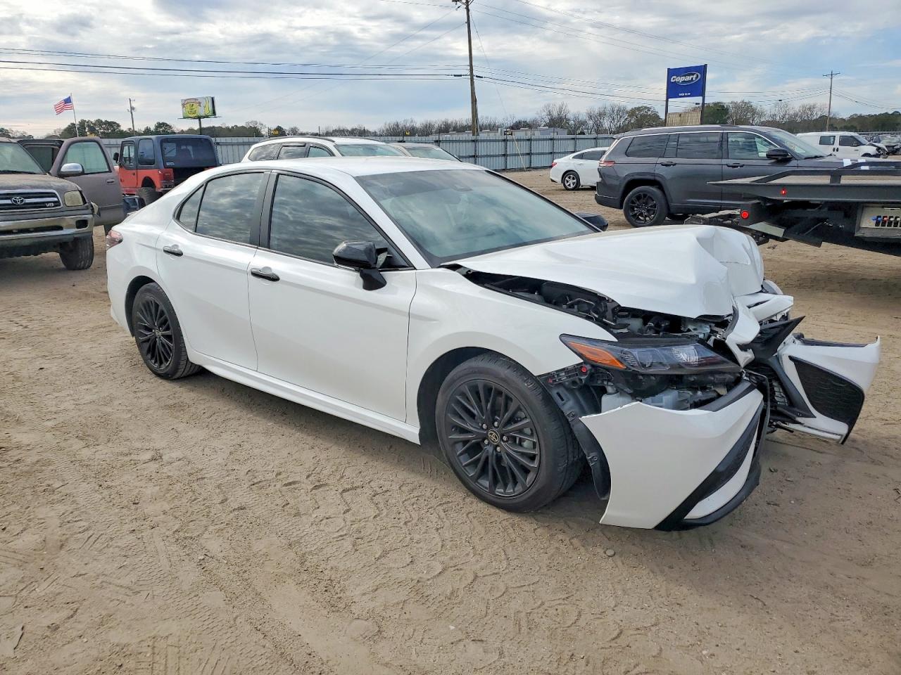 2022 TOYOTA CAMRY NIGHT SHADE photo 4