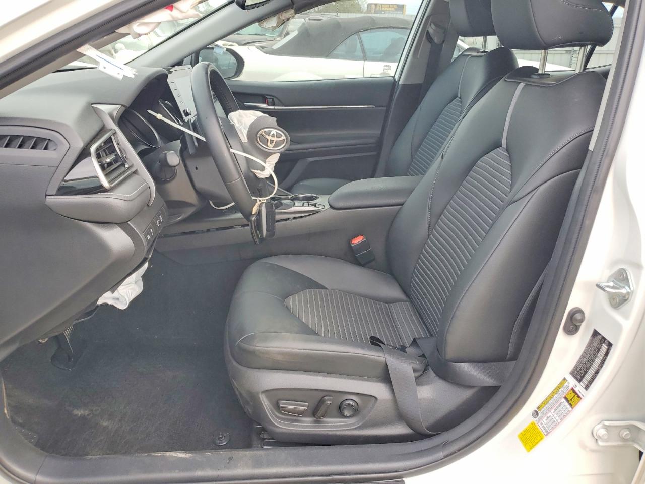 2022 TOYOTA CAMRY NIGHT SHADE photo 7
