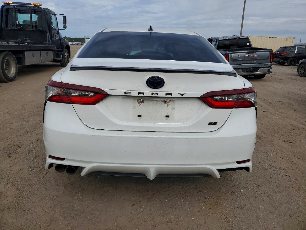 2022 TOYOTA CAMRY NIGHT SHADE photo 6