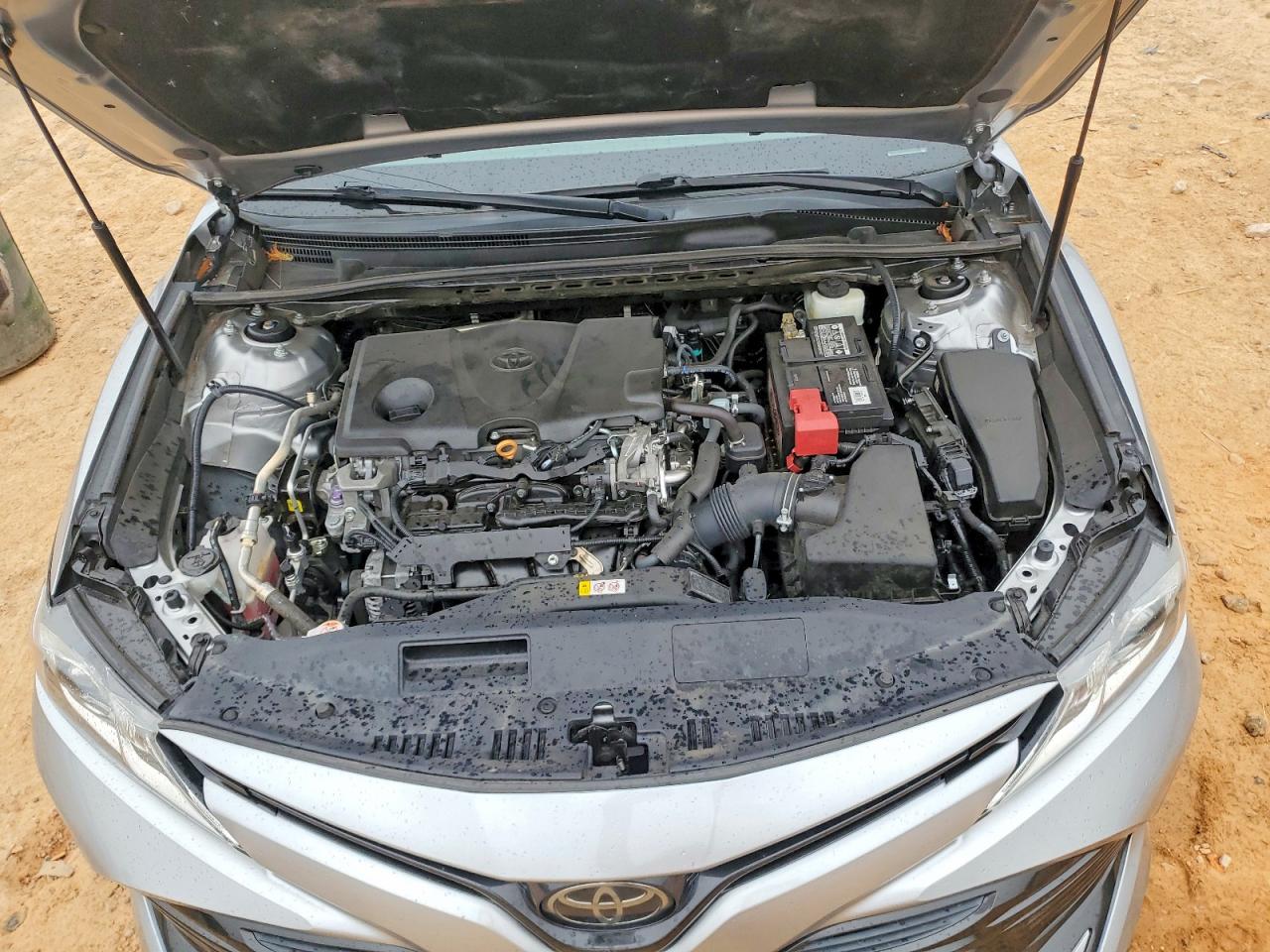2018 TOYOTA CAMRY L photo 11
