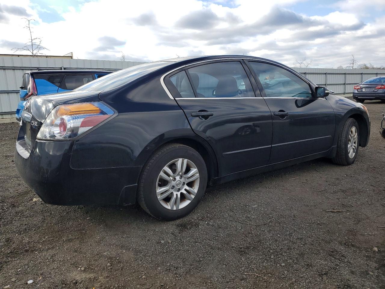 2012 NISSAN ALTIMA BASE photo 3