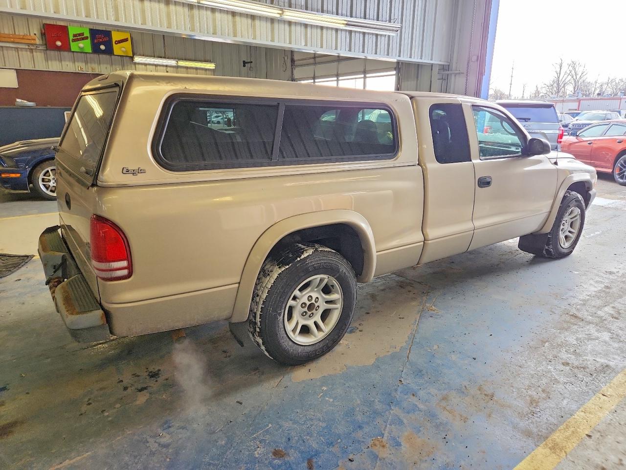 2003 DODGE DAKOTA SXT photo 3